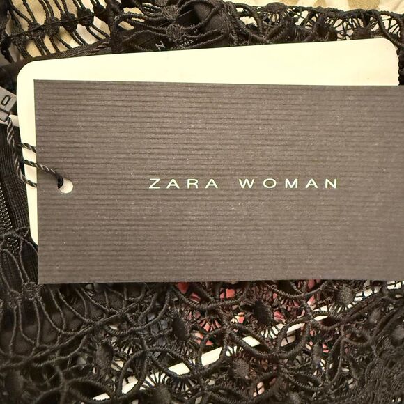 NWT Zara Crochet Lace Short Sleeve Scalloped Hem Blouse Black Medium - Picture 4 of 4